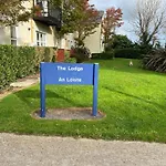 Comfy Apartment Near Dublin Airport With Free Parking