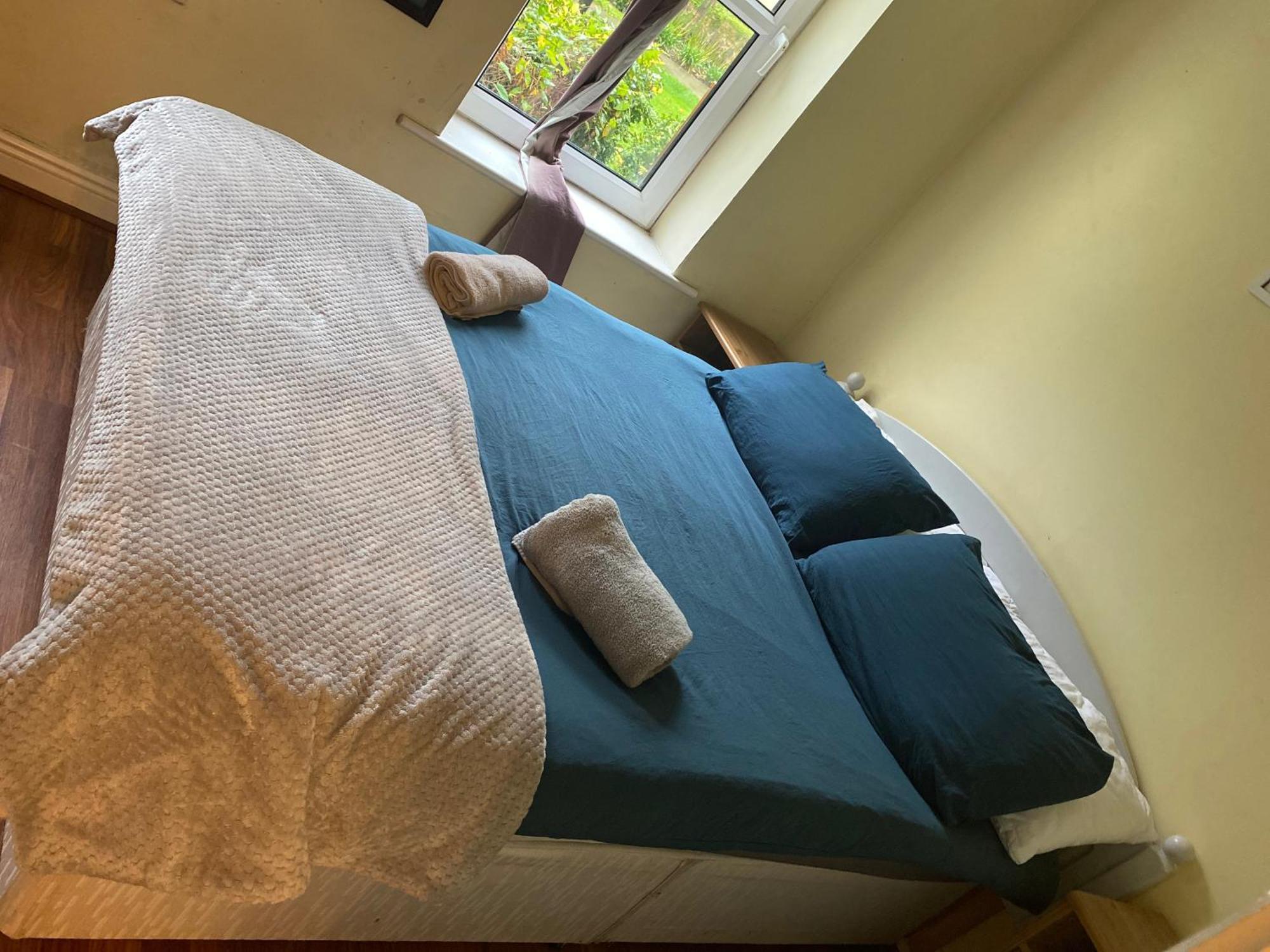 Comfy Near Airport With Free Parking Accommodatie bij particulieren *